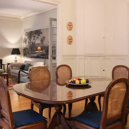 Spacious - Near Trocadero * Paris